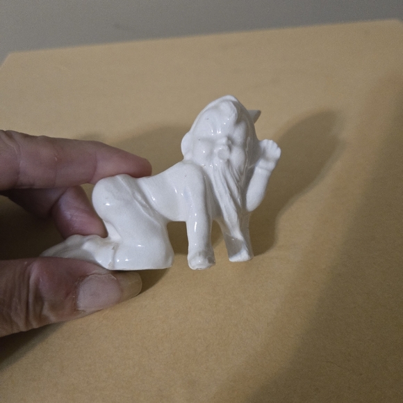 Vintage White Ceramic Pixie Elf Figurine - Picture 6 of 6